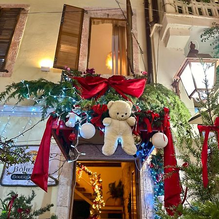 Bohemian Boutique Suites Vlorë Екстериор снимка